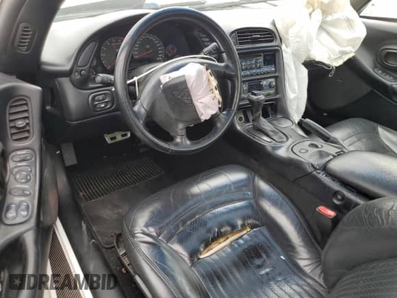 ✅ 1998 Chevrolet Corvette • VIN: 1G1YY22G8W5118626 • Lot: 80946465. Wystawiony na Copart z przebiegiem 133 198 mil mil. Skorzystaj z bezpłatnego archiwum sprzedaży aukcyjnych z USA i zobacz szczegółowy raport historii pojazdu na DreamBid. Zdjęcie 8.