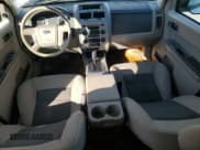 ✅ 2008 Ford Escape XLT • VIN: 1FMCU03178KB84533 • Lot: 90342135. Listed on Copart with 162,192 mi. Free auction sales archive from the USA and detailed vehicle history report at DreamBid. Image 8.