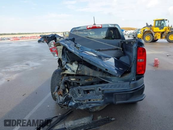 ✅ 2019 Chevrolet Colorado 4WD LT • VIN: 1GCGTCEN5K1208772 • Lot: 43475939. Listed on IAAI with 87,740 mi. Free auction sales archive from the USA and detailed vehicle history report at DreamBid. Image 17.