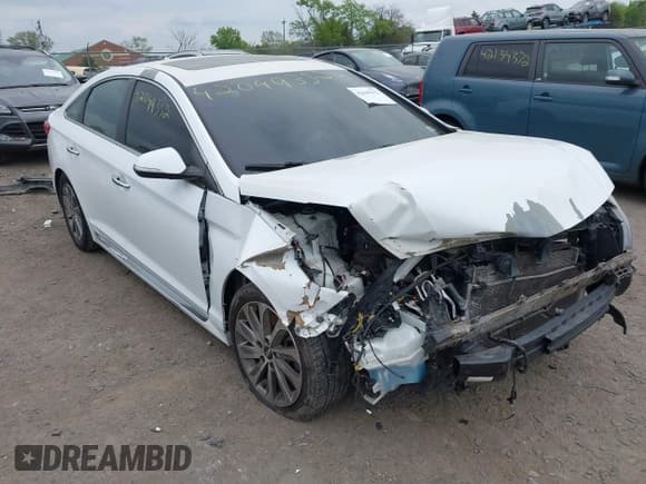 ✅ 2017 Hyundai Sonata Limited • VIN: 5NPE34AF3HH462087 • Lot: 42049352. Listed on IAAI with 172,609 mi. Free auction sales archive from the USA and detailed vehicle history report at DreamBid. Image 1.