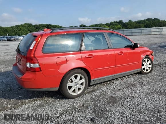 ✅ 2007 Volvo V50 2.4L • VIN: YV1MW382172328317 • Lot: 64933145. Wystawiony na Copart z przebiegiem 153 150 mil. Bezpłatny archiwum sprzedaży aukcyjnych z USA i szczegółowy raport historii pojazdu na DreamBid. Zdjęcie 3.
