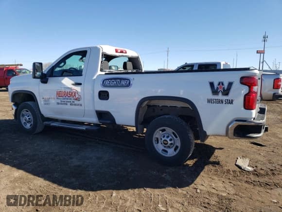 ✅ 2022 Chevrolet Silverado 2500HD Work Truck • VIN: 1GC0WLE78NF247468 • Лот: 46803825. Опубликован ранее на Copart с пробегом 77 248 миль. Бесплатный доступ к архиву аукционных продаж из США и подробный отчёт об истории автомобиля на DreamBid. Изображение 2.