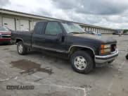 ✅ 1998 GMC Sierra 1500 • VIN: 1GTEK19R2WE559262 • Лот: 62186945. Опубликован ранее на Copart с пробегом 217 981 миль. Бесплатный доступ к архиву аукционных продаж из США и подробный отчёт об истории автомобиля на DreamBid. Изображение 4.