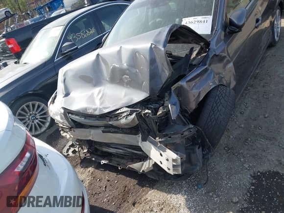 ✅ 2015 Acura ILX • VIN: 19VDE1F31FE005212 • Lot: 43629841. Listed on IAAI with Not provided. Free auction sales archive from the USA and detailed vehicle history report at DreamBid. Image 13.