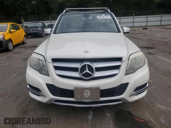 ✅ 2014 Mercedes-Benz GLK 350 • VIN: WDCGG8JBXEG319973 • Lot: 86130715. Listed on Copart with 152,605 mi. Free auction sales archive from the USA and detailed vehicle history report at DreamBid. Image 5.