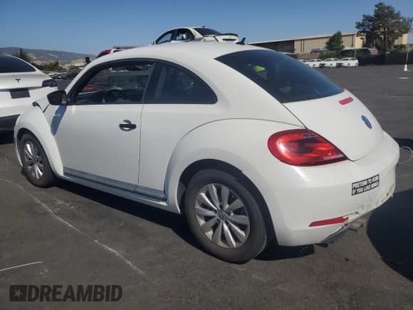✅ 2015 Volkswagen Beetle Fleet Edition • VIN: 3VWF17AT3FM620417 • Lot: 60671335. Listed on Copart with 80,880 mi. Free auction sales archive from the USA and detailed vehicle history report at DreamBid. Image 2.
