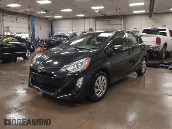 ✅ 2015 Toyota Prius One • VIN: JTDKDTB33F1101543 • Lot: 43441213. Listed on IAAI with 25,445 mi. Free auction sales archive from the USA and detailed vehicle history report at DreamBid. Image 2.