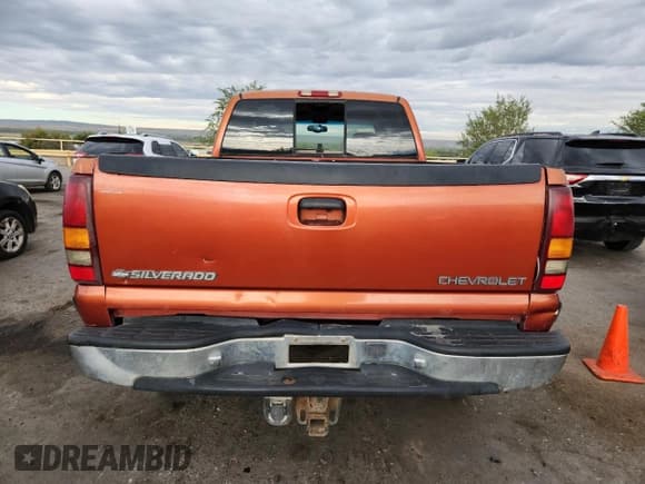 ✅ 2001 Chevrolet Silverado 2500HD LS • VIN: 1GCHK29G21E266441 • Лот: 81143835. Опубликован ранее на Copart с пробегом Не указан. Бесплатный доступ к архиву аукционных продаж из США и подробный отчёт об истории автомобиля на DreamBid. Изображение 6.