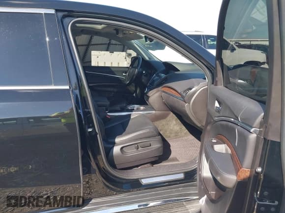 ✅ 2018 Acura MDX Technology • VIN: 5J8YD3H56JL008422 • Лот: 43653275. Опубликован ранее на IAAI с пробегом 80 075 миль. Бесплатный доступ к архиву аукционных продаж из США и подробный отчёт об истории автомобиля на DreamBid. Изображение 5.