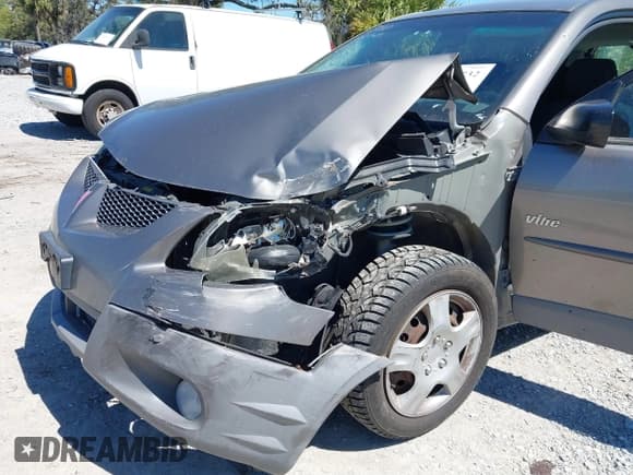 ✅ 2003 Pontiac Vibe • VIN: 5Y2SL62813Z419366 • Lot: 42262554. Listed on IAAI with 237,465 mi. Free auction sales archive from the USA and detailed vehicle history report at DreamBid. Image 6.