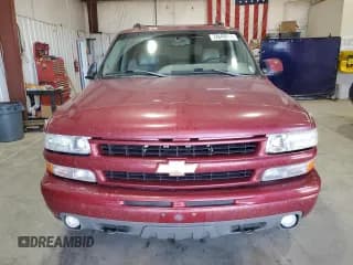 ✅ 2004 Chevrolet Suburban Z71 • VIN: 3GNFK16Z24G342591 • Lot: 72842654. Wystawiony na Copart z przebiegiem 322 007 mil. Bezpłatny archiwum sprzedaży aukcyjnych z USA i szczegółowy raport historii pojazdu na DreamBid. Zdjęcie 5.