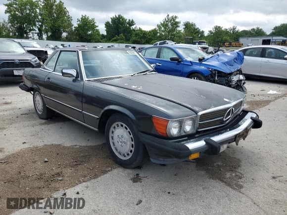 ✅ 1987 Mercedes-Benz 560 SL • VIN: WDBBA48D0HA074043 • Lot: 65358535. Listed on Copart with 123,596 mi. Free auction sales archive from the USA and detailed vehicle history report at DreamBid. Image 4.