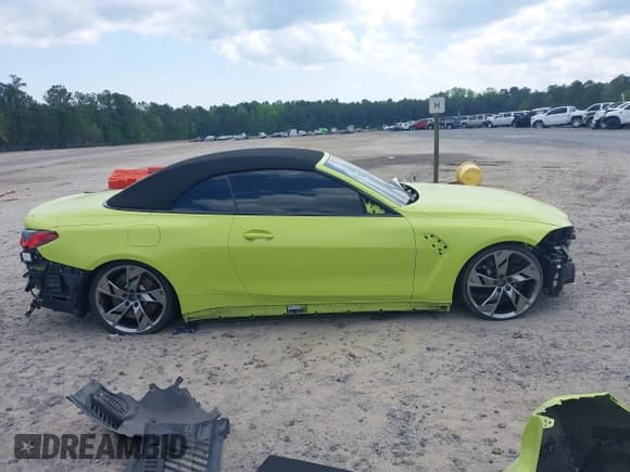 ✅ 2022 BMW M4 Competition xDrive • VIN: WBS33BA05NCK26886 • Lot: 41974262. Listed on IAAI with 21,471 mi. Free auction sales archive from the USA and detailed vehicle history report at DreamBid. Image 14.