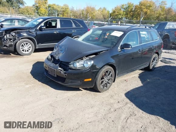 ✅ 2010 Volkswagen Jetta TDI • VIN: 3VWPL7AJ6AM647262 • Lot: 43609209. Listed on IAAI with 97,083 mi. Free auction sales archive from the USA and detailed vehicle history report at DreamBid. Image 2.