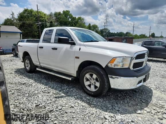 2015 Ram 1500 Tradesman with VIN 1C6RR7FT9FS746233, listed as a Copart auction lot 65417655 with 204,241 mi miles and Clean title. Bid and sale history available at DreamBid. Image 4.