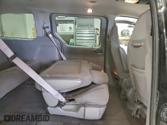 ✅ 2001 Ford Windstar LX • VIN: 2FMZA51451BB22061 • Lot: 95458815. Wystawiony na Copart z przebiegiem 127 168 mil. Bezpłatny archiwum sprzedaży aukcyjnych z USA i szczegółowy raport historii pojazdu na DreamBid. Zdjęcie 11.