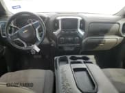 ✅ 2019 Chevrolet Silverado 1500 LT • VIN: 1GCRWCEK8KZ396159 • Lot: 85335115. Wystawiony na Copart z przebiegiem 167 653 mil. Bezpłatny archiwum sprzedaży aukcyjnych z USA i szczegółowy raport historii pojazdu na DreamBid. Zdjęcie 8.