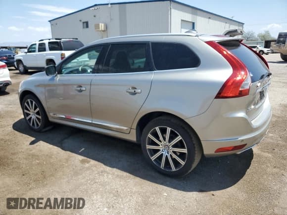 ✅ 2016 Volvo XC60 T6 Drive-E • VIN: YV449MDK9G2799265 • Lot: 68556965. Listed on Copart with 131,962 mi. Free auction sales archive from the USA and detailed vehicle history report at DreamBid. Image 2.