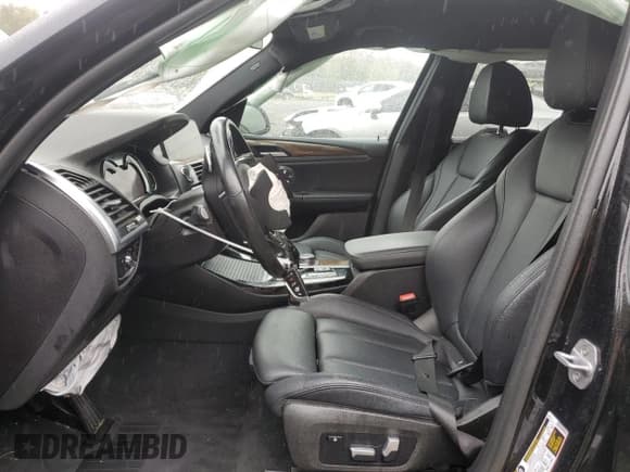 ✅ 2018 BMW X3 xDrive30i • VIN: 5UXTR9C55JLC74150 • Lot: 86615175. Wystawiony na Copart z przebiegiem Nie podano. Bezpłatny archiwum sprzedaży aukcyjnych z USA i szczegółowy raport historii pojazdu na DreamBid. Zdjęcie 7.