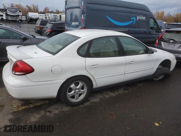 ✅ 2007 Ford Taurus SE • VIN: 1FAFP53U07A155594 • Lot: 92318495. Listed on Copart with Not provided. Free auction sales archive from the USA and detailed vehicle history report at DreamBid. Image 3.