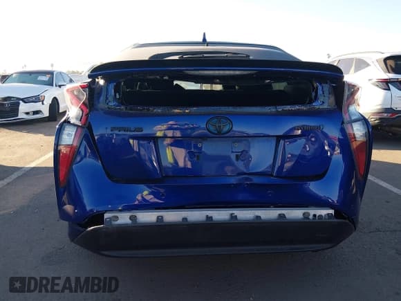 ✅ 2017 Toyota Prius Two • VIN: JTDKBRFU5H3053319 • Lot: 43868989. Listed on IAAI with 111,128 mi. Free auction sales archive from the USA and detailed vehicle history report at DreamBid. Image 16.
