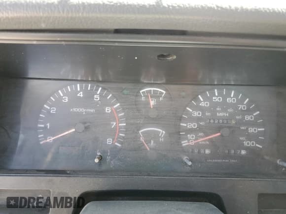 ✅ 1993 Nissan Frontier SE • VIN: 1N6HD16Y9PC430786 • Лот: 56333545. Опубликован ранее на Copart с пробегом 262 505 миль. Бесплатный доступ к архиву аукционных продаж из США и подробный отчёт об истории автомобиля на DreamBid. Изображение 9.