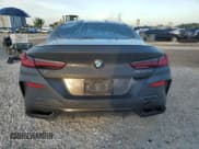 ✅ 2019 BMW 8 Series M850i xDrive • VIN: WBABC4C57KBU96353 • Lot: 85331355. Wystawiony na Copart z przebiegiem Nie podano. Bezpłatny archiwum sprzedaży aukcyjnych z USA i szczegółowy raport historii pojazdu na DreamBid. Zdjęcie 6.
