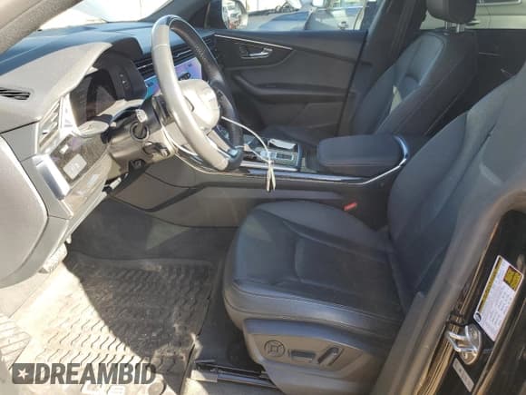 ✅ 2020 Audi Q8 Premium Plus • VIN: WA1EVAF18LD024793 • Lot: 81912375. Listed on Copart with 53,190 mi. Free auction sales archive from the USA and detailed vehicle history report at DreamBid. Image 7.