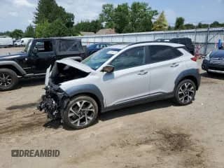 2022 Hyundai Kona Limited z VIN KM8K5CA36NU928041, wystawiony jako Copart lot #66155925 z przebiegiem 16 560 mil mil oraz Szkoda całkowita • Salvage title. Historia ofert i sprzedaży dostępna na DreamBid. Obrazek 1.
