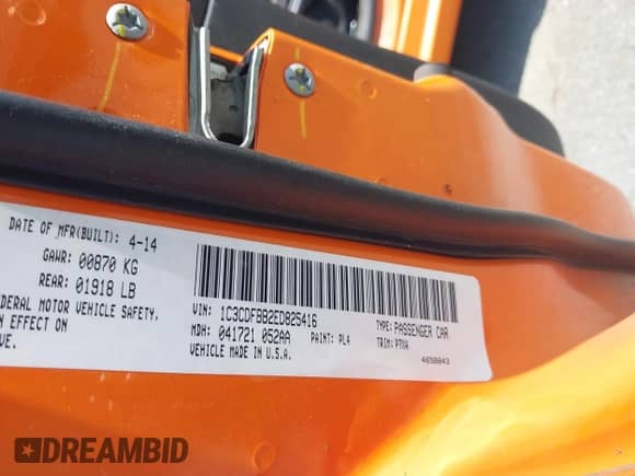 2014 Dodge Dart SXT z VIN 1C3CDFBB2ED825416, wystawiony jako IAAI lot #43002439 z przebiegiem 95 037 mil mil oraz . Historia ofert i sprzedaży dostępna na DreamBid. Obrazek 9.