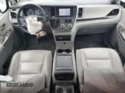 ✅ 2018 Toyota Sienna XLE • VIN: 5TDDZ3DC6JS189989 • Lot: 68897365. Listed on Copart with 81,013 mi. Free auction sales archive from the USA and detailed vehicle history report at DreamBid. Image 8.