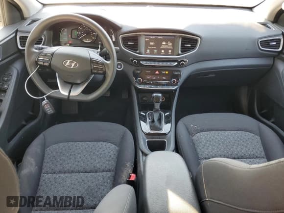 ✅ 2017 Hyundai Ioniq Blue • VIN: KMHC65LCXHU036650 • Lot: 53125015. Wystawiony na Copart z przebiegiem 46 544 mil. Bezpłatny archiwum sprzedaży aukcyjnych z USA i szczegółowy raport historii pojazdu na DreamBid. Zdjęcie 8.