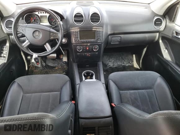 ✅ 2008 Mercedes-Benz M 550 • VIN: 4JGBB72E08A359600 • Lot: 51389995. Listed on Copart with 131,730 mi. Free auction sales archive from the USA and detailed vehicle history report at DreamBid. Image 8.