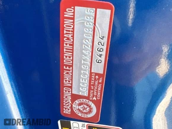 2004 Chevrolet Silverado 1500 with VIN 1GCEC19TX4Z203835, listed as a Copart auction lot 70704235 with 92,390 mi miles and Clean title. Bid and sale history available at DreamBid. Image 12.