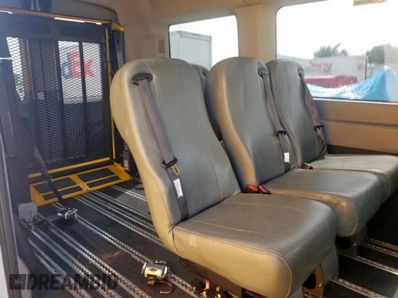 ✅ 2016 Ford Transit XL • VIN: 1FMZK1CM1GKA27093 • Lot: 55279205. Wystawiony na Copart z przebiegiem 114 758 mil. Bezpłatny archiwum sprzedaży aukcyjnych z USA i szczegółowy raport historii pojazdu na DreamBid. Zdjęcie 10.