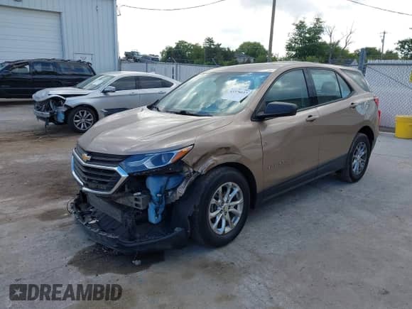 2019 Chevrolet Equinox LS с VIN 2GNAXSEV0K6175740, выставлен на аукционе IAAI как лот 43378037 с пробегом 68 892 миль миль и . История ставок и продаж доступна на DreamBid. Изображение 18.