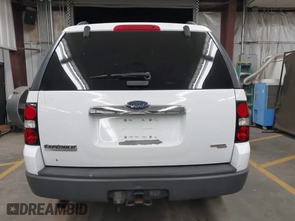 ✅ 2006 Ford Explorer XLS • VIN: 1FMEU72E36UB64271 • Lot: 43118696. Wystawiony na IAAI z przebiegiem 208 104 mil. Bezpłatny archiwum sprzedaży aukcyjnych z USA i szczegółowy raport historii pojazdu na DreamBid. Zdjęcie 16.