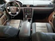 ✅ 2009 Mercury Sable Premier • VIN: 1MEHM42W99G619781 • Lot: 90058665. Wystawiony na Copart z przebiegiem 127 419 mil. Bezpłatny archiwum sprzedaży aukcyjnych z USA i szczegółowy raport historii pojazdu na DreamBid. Zdjęcie 8.