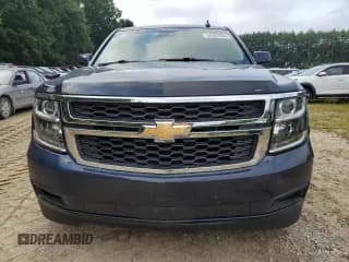 ✅ 2019 Chevrolet Suburban LT • VIN: 1GNSKHKC5KR370813 • Lot: 64362084. Wystawiony na Copart z przebiegiem 74 734 mil. Bezpłatny archiwum sprzedaży aukcyjnych z USA i szczegółowy raport historii pojazdu na DreamBid. Zdjęcie 5.