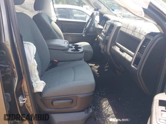 2019 Ram 1500 Tradesman with VIN 1C6RR7FT7KS541259, listed as a IAAI auction lot 42593901 with 90,476 mi miles and . Bid and sale history available at DreamBid. Image 5.