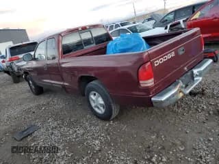 ✅ 2000 Dodge Dakota • VIN: 1B7GL22X6YS750644 • Lot: 83694054. Wystawiony na Copart z przebiegiem 165 444 mil. Bezpłatny archiwum sprzedaży aukcyjnych z USA i szczegółowy raport historii pojazdu na DreamBid. Zdjęcie 2.