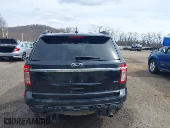 ✅ 2013 Ford Explorer • VIN: 1FM5K8B89DGB55589 • Lot: 41858128. Listed on IAAI with 191,064 mi. Free auction sales archive from the USA and detailed vehicle history report at DreamBid. Image 16.