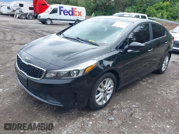 ✅ 2017 Kia Forte S • VIN: 3KPFL4A7XHE140547 • Lot: 42341551. Listed on IAAI with 123,462 mi. Free auction sales archive from the USA and detailed vehicle history report at DreamBid. Image 17.