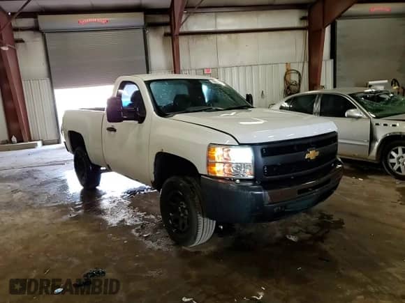 2013 Chevrolet Silverado 1500 Work Truck с VIN 1GCNKPE0XDZ260487, выставлен на аукционе Copart как лот 69576415 с пробегом 181 741 миль миль и Чистый • Clean title. История ставок и продаж доступна на DreamBid. Изображение 14.