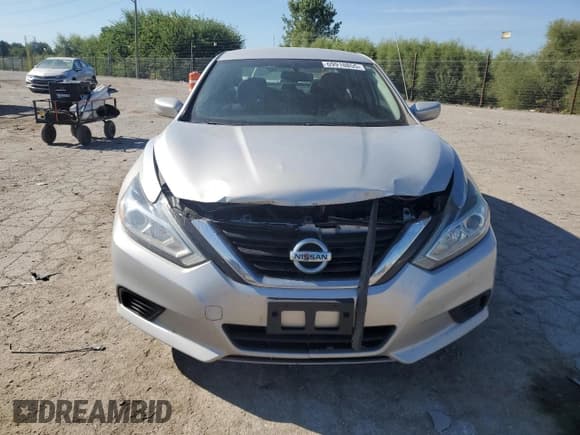 ✅ 2017 Nissan Altima S • VIN: 1N4AL3AP6HN357969 • Лот: 69910855. Опубликован ранее на Copart с пробегом 191 642 миль. Бесплатный доступ к архиву аукционных продаж из США и подробный отчёт об истории автомобиля на DreamBid. Изображение 5.