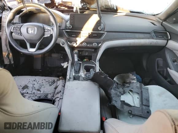 2018 Honda Accord EX-L z VIN 1HGCV1F5XJA140710, wystawiony jako Copart lot #89456795 z przebiegiem Nie podano mil oraz Szkoda całkowita • Salvage title. Historia ofert i sprzedaży dostępna na DreamBid. Obrazek 8.