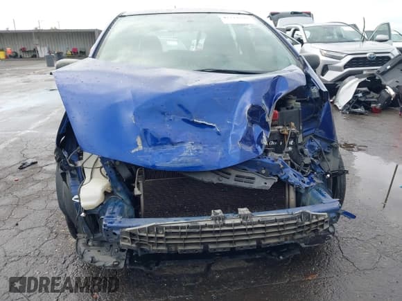 ✅ 2009 Honda Fit • VIN: JHMGE88229C003674 • Lot: 43714999. Listed on IAAI with 229,955 mi. Free auction sales archive from the USA and detailed vehicle history report at DreamBid. Image 6.