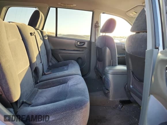 ✅ 2003 Hyundai Santa Fe GLS • VIN: KM8SC13E13U460984 • Lot: 87202585. Wystawiony na Copart z przebiegiem 96 517 mil. Bezpłatny archiwum sprzedaży aukcyjnych z USA i szczegółowy raport historii pojazdu na DreamBid. Zdjęcie 11.