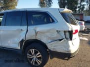 ✅ 2017 Honda Pilot EX-L • VIN: 5FNYF5H50HB018638 • Lot: 43851101. Listed on IAAI with 132,734 mi. Free auction sales archive from the USA and detailed vehicle history report at DreamBid. Image 6.