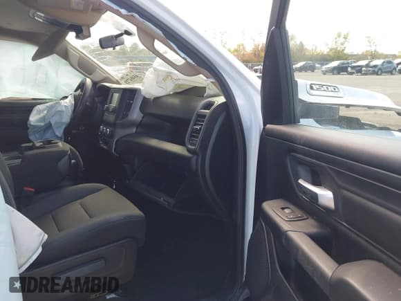 ✅ 2019 Ram 1500 Tradesman • VIN: 1C6RRFCG8KN768606 • Lot: 43404729. Listed on IAAI with Not provided. Free auction sales archive from the USA and detailed vehicle history report at DreamBid. Image 5.